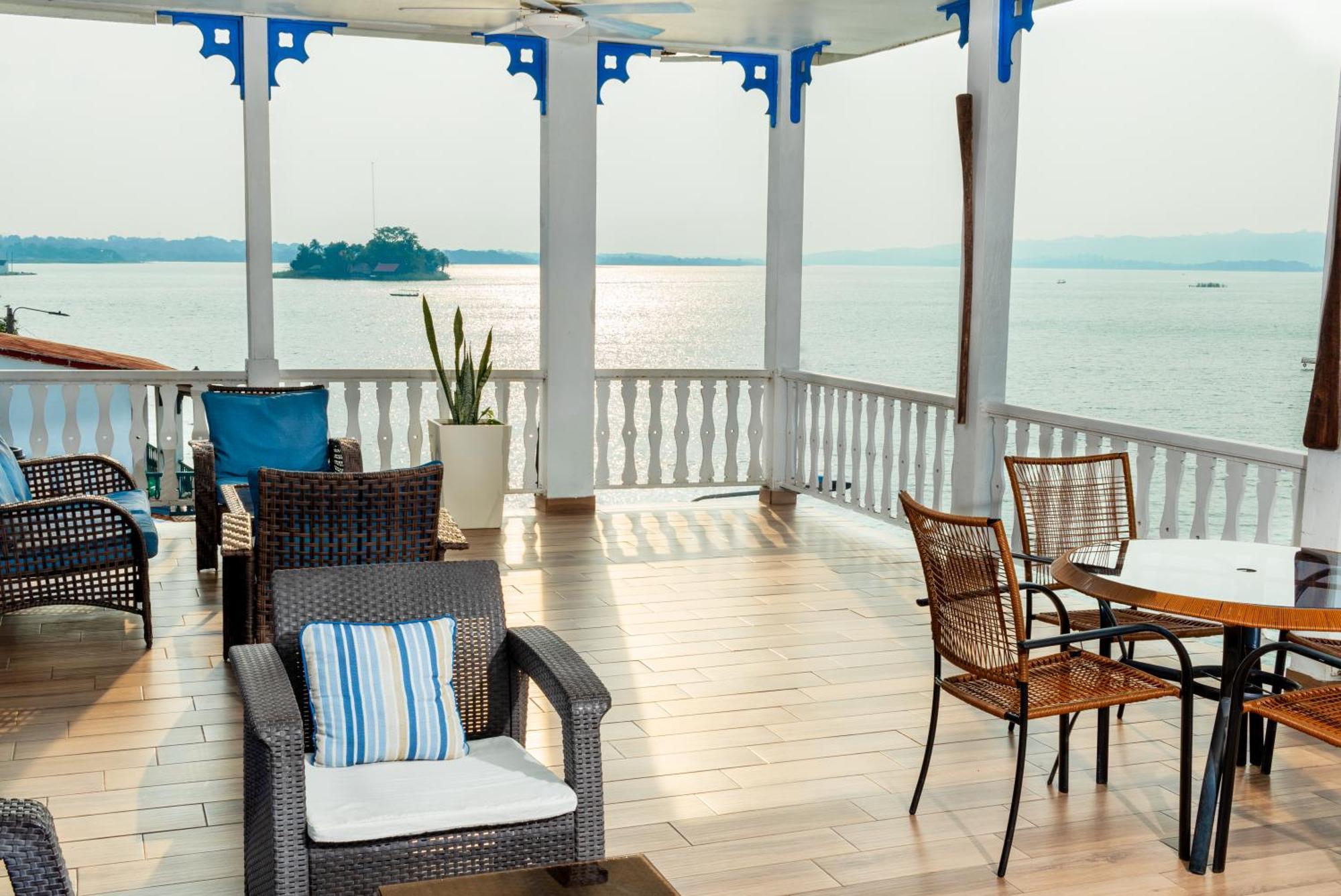 Hotel Casazul ฟลอเรส ภายนอก รูปภาพ